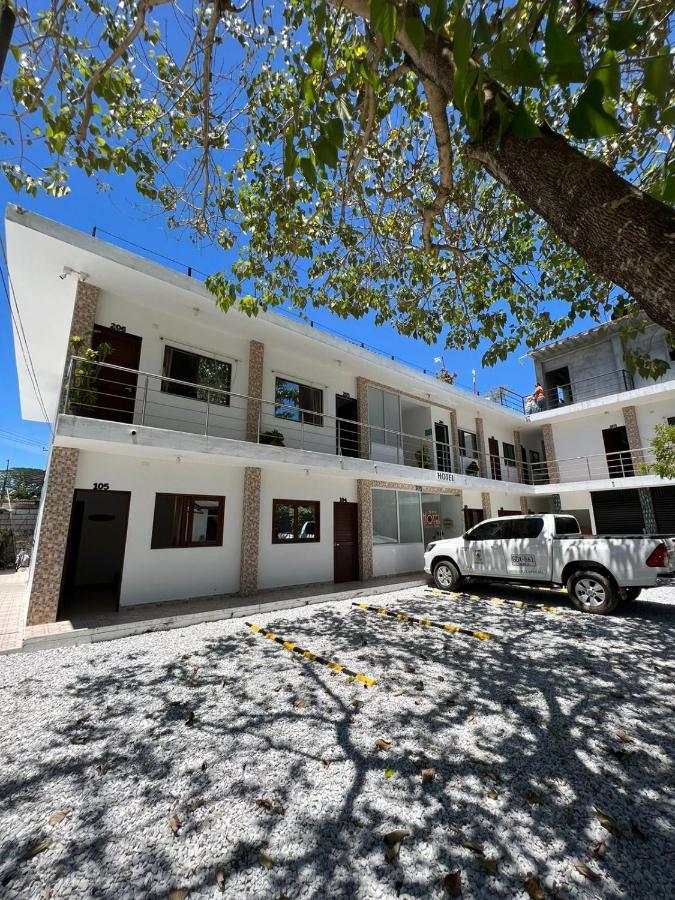Hotel Paraiso Plaza Puerto Triunfo Bagian luar foto