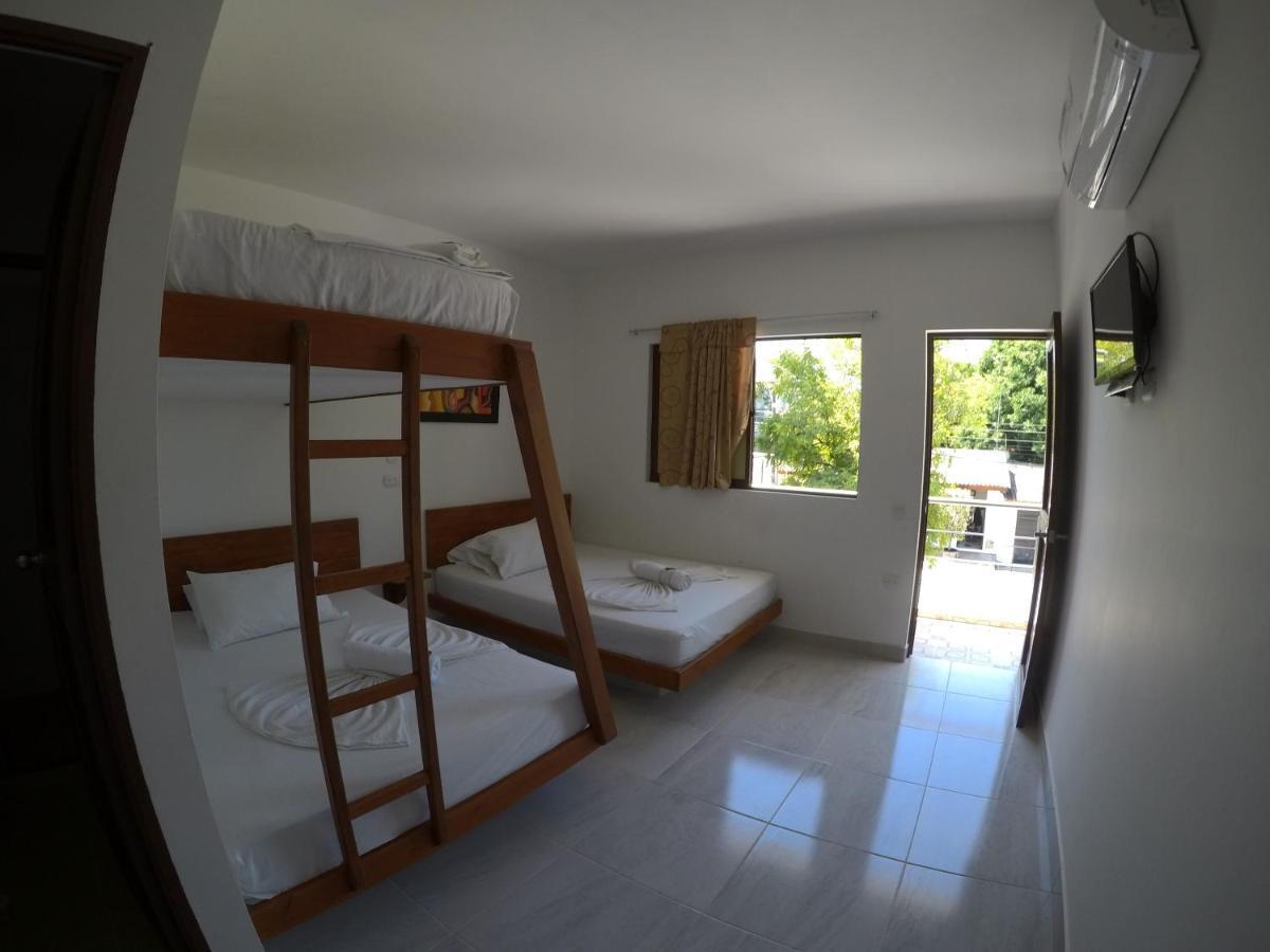 Hotel Paraiso Plaza Puerto Triunfo Bagian luar foto